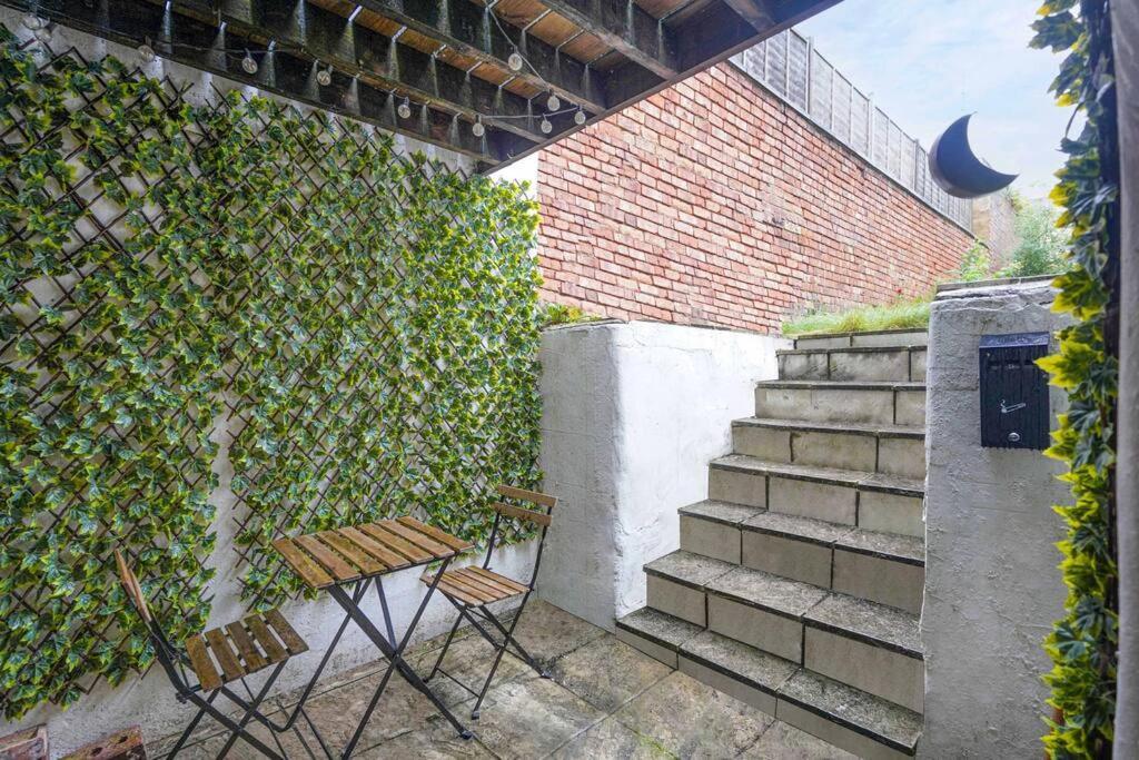 Colwyn House - Location - Free Parking, Pool Table, Super-fast Wifi, Self Check-in And Smart Tv With Virgin Tv And Netflix By Yoko Сasa de vacaciones *